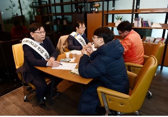 경기도 마을 노무사 상담 모습 (사진=경기도 제공) 