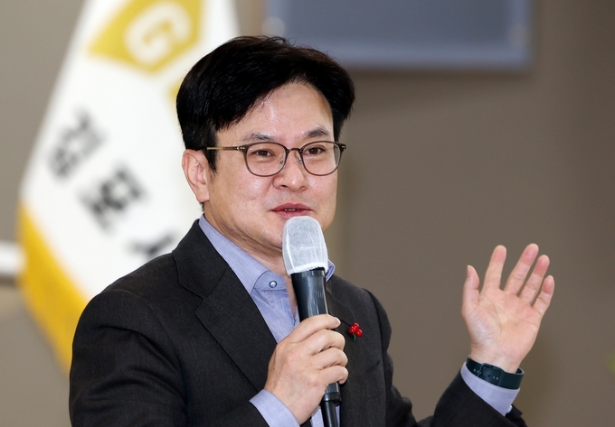 12일 김포시청에서 열린 신년 기자회견에서 김병수 김포시장이 발언하고 있다. ( 사진 = 연합뉴스 제공 )