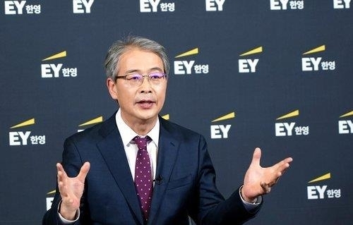 임종룡 전 금융위원장. (사진=EY한영 제공·연합뉴스 자료사진)
