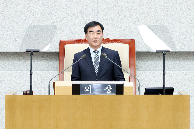 염종현 경기도의회 의장이 7일 제366회 임시회 본회의에서 개회사를 하고 있다. (사진=경기도의회 제공)