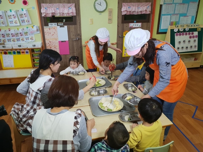 어린이 건강과일 공급사업. (사진=경기도 제공)