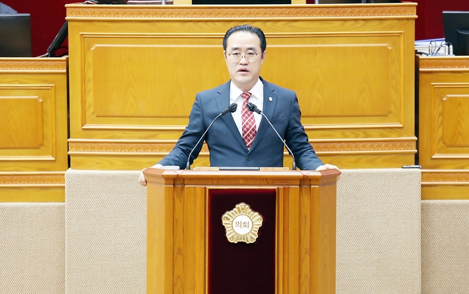 강익수 안양시의원.(사진=안양시의회 제공)