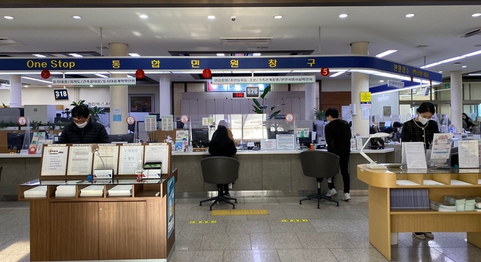 전국 306개 기관 ‘2022년 민원서비스 종합평가’에서 2년 연속 최우수 기관으로 선정된 하남시 민원실 모습. (사진=하남시 제공)