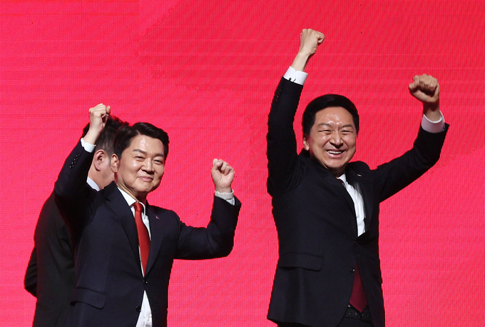 국민의힘 3·8 전당대회 안철수(왼쪽)·김기현 당대표 후보. (사진=연합뉴스)