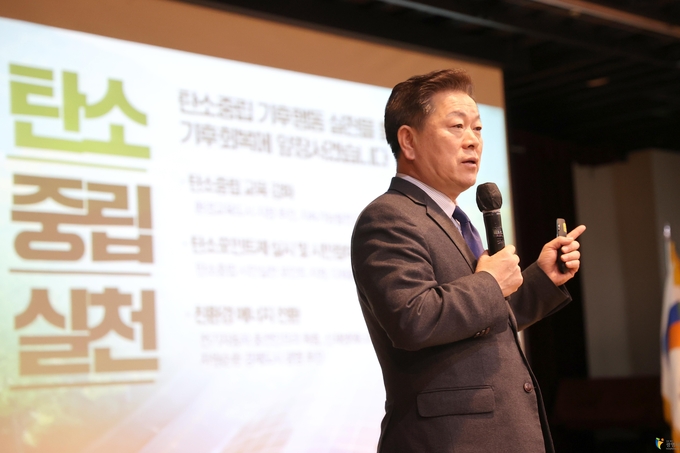 광명시는 지난 6일부터 16일까지 9일간 18개 동에서 ‘2023년 동방문 인사 및 시민과의 대화’를 성황리에 마무리했다.(사진=광명시 제공).