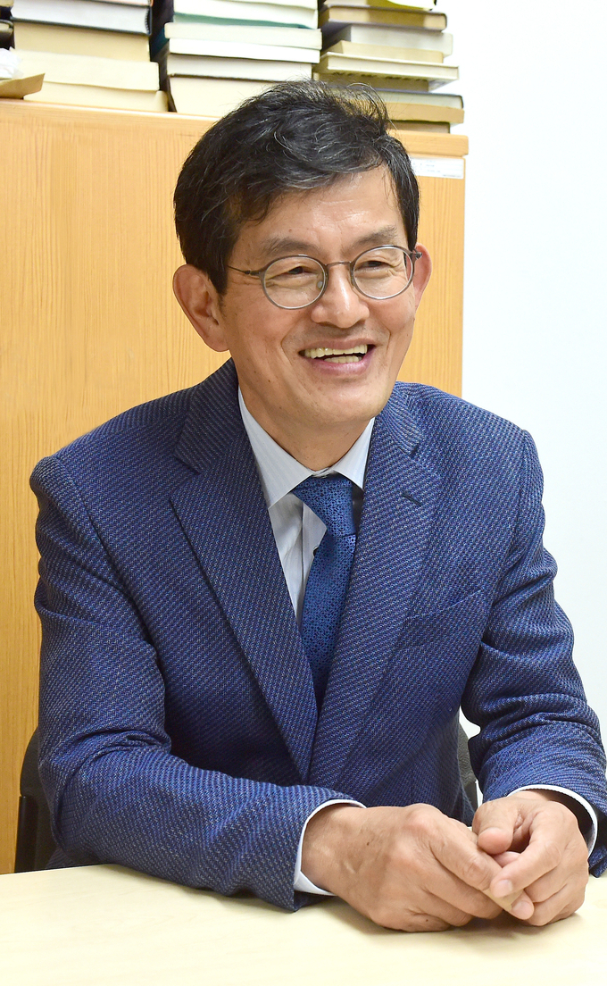 최광범 전 '신문과 방송' 편집장