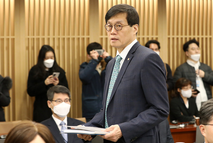 이창용 한국은행 총재가 23일 오전 서울 중구 한국은행에서 열린 금융통화위원회 본회의에 참석하고 있다. (사진=사진공동취재단 제공)