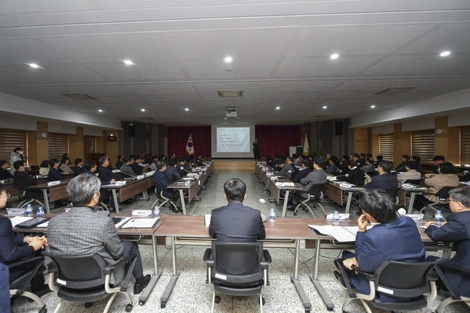 김포시가 5급이상 공무원을 대상으로 내부통제 역량강화 교육을 실시하고 있다.(사진=김포시청제공)
