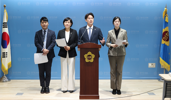 경기도의회 더불어민주당 대변인단. (사진=경기도의회 더불어민주당 제공)