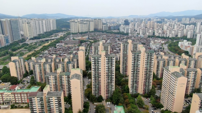 경기도는 1980년대 후반부터 1시 신도시 사업이 추진돼 분당, 평촌, 산본, 일산, 중동 등 5곳이 조성됐다. 사진은 정자역 인근 분당신도시 모습. (사진=성남시청 제공)