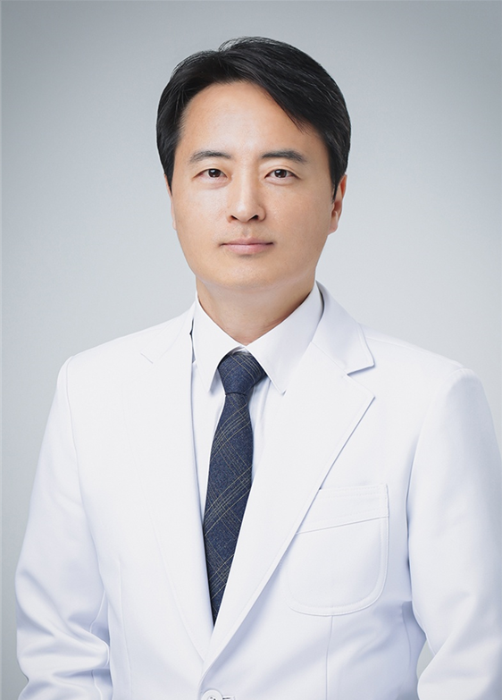 제14대 회장대한 소아청소년과 의사회 경기지회 회장으로 선출된 이인학 조은오산병원 소아청소년과 과장.(사진=조은오산병원 제공)