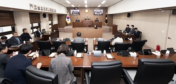 김포시의회 제223호 임시회가 4일째 공전을 거듭하고 있다.(사진=김포시의회)