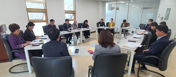 남양주시 별내행정복지센터는 22일 관내 학교장을 대상으로 지역 현안 공유 및 의견수렴을 위한 간담회를 실시했다.(사진=남양주시 제공)