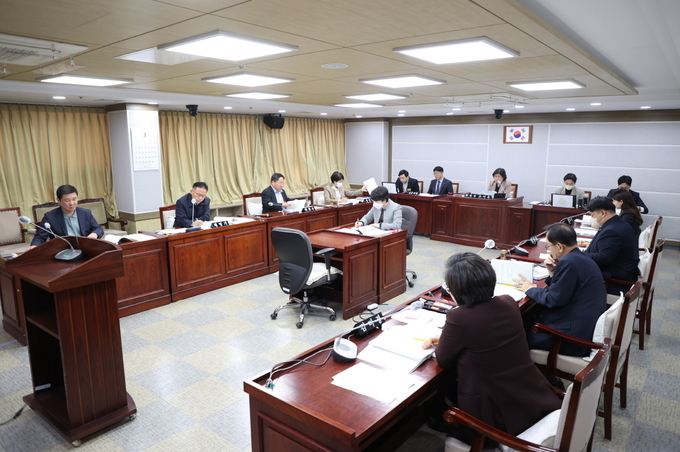 27일 수원시의회에서 열린 도시환경위원회. (사진=수원시의회 제공)
