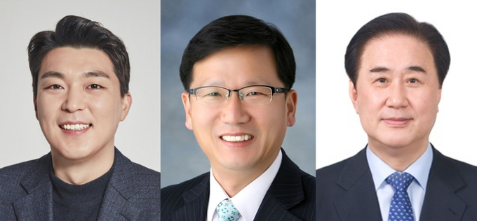 (왼쪽부터) 박진호 당협위원장, 유영록 전 김포시장, 김동식 전 김포시장.(사진=경기신문 DB)
