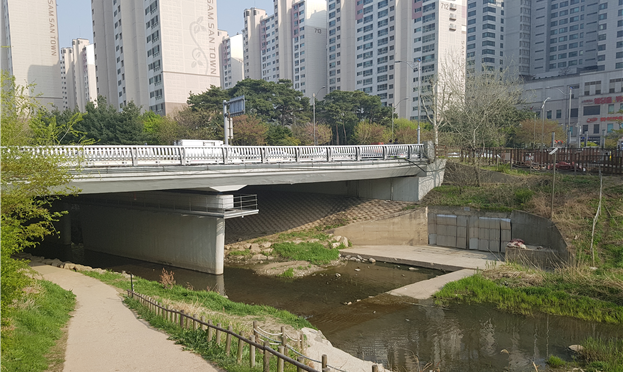 인천 부평구 굴포천 굴포4 교량 모습. ( 사진 = 인천시 제공 )