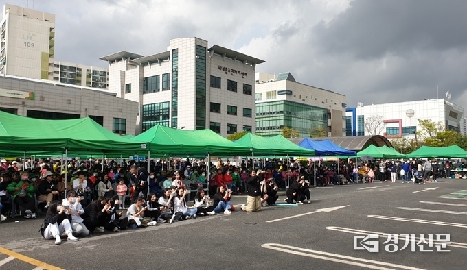 4년 만에 치러진 이날 '월문천 물향기 축제'에는 1000여 명의 주민이 모여 큰 성황을 이뤘다.(사진=남양주시 제공)