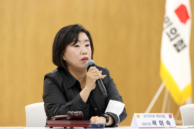경기도의회 국민의힘은 경기도가 ‘천원의 아침밥’ 사업 관련 예산 투입을 잠정 합의한 가운데 도내 사업 참여 희망 대학이 늘어난 것으로 나타났다고 밝혔다. 사진은 천원의 아침밥 사업 확대 운동에 나섰던 곽미숙 도의회 국민의힘 대표의원. (사진=경기신문 DB)