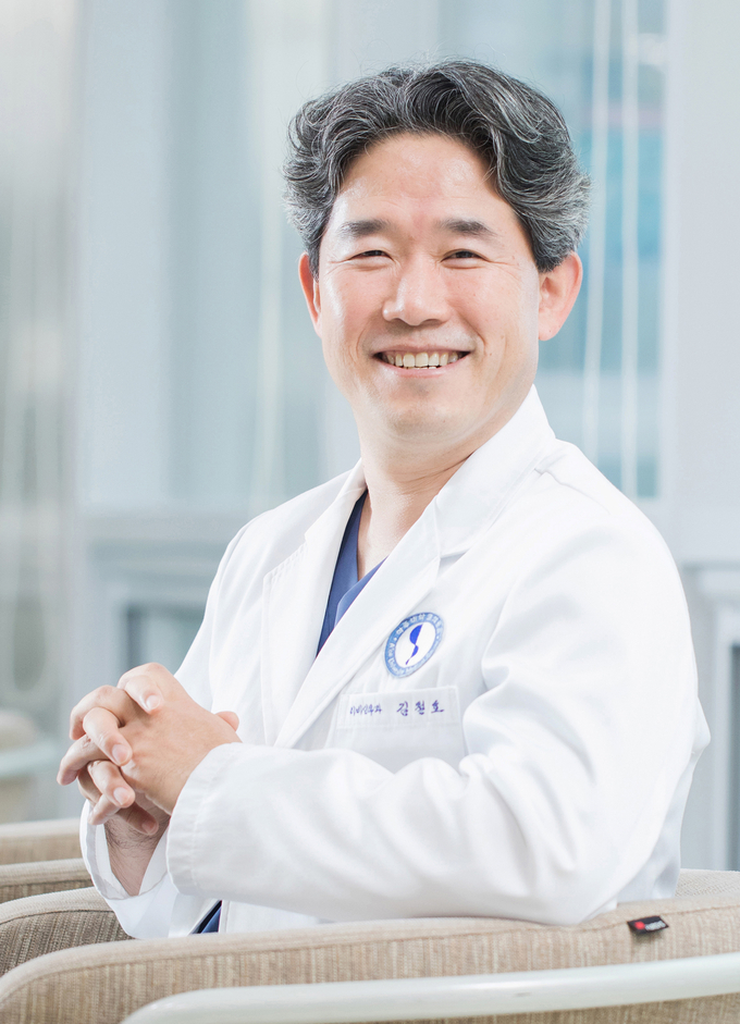 아주대병원 이비인후과 김철호 교수. (사진=아주대병원 제공)