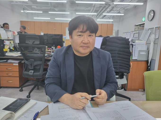 남양주시의 은닉공유재산 발굴에 대해 설명하고 있는 권태준 팀장(사진=이화우 기자)