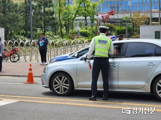  경찰의 음주단속 현장. (사진=박진석 기자)