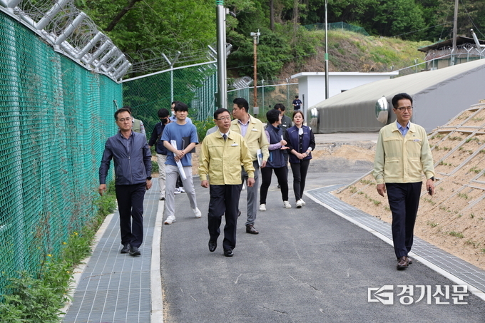 상하수도 분야 집중안전점검 모습(사진=안성시 제공)