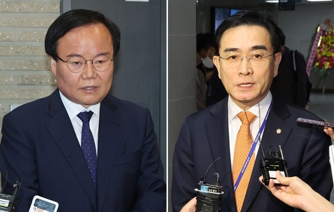 국민의힘 김재원·태영호 최고위원. (사진=연합뉴스)