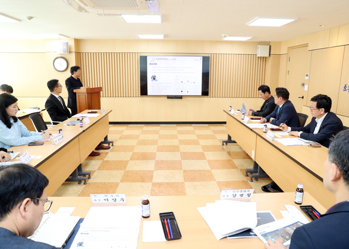 광명시의회 도심침수 저감방안 연구회가 집중호우로 인한 인명·재산피해를 예방하기 위한 방안 모색에 나섰다.(사진=광명시의회 제공).