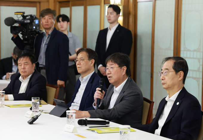  김대기 대통령 비서실장이 14일 서울 종로구 총리 공관에서 열린 고위당정협의회에서 발언하고 있다. (사진=연합뉴스)