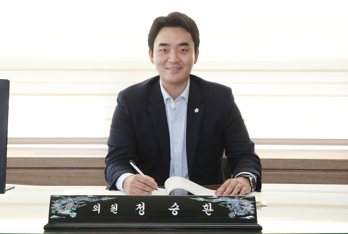 25일 정승환 인천 남동구의원이 경기신문과 인터뷰하고 있다. ( 사진 = 남동구의회 제공 )