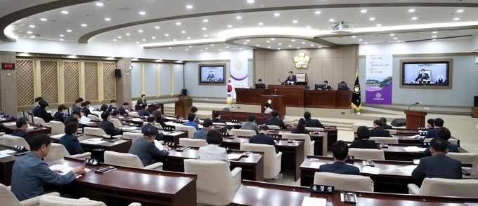 수원시의회 회의 모습. (사진=수원시의회 제공)