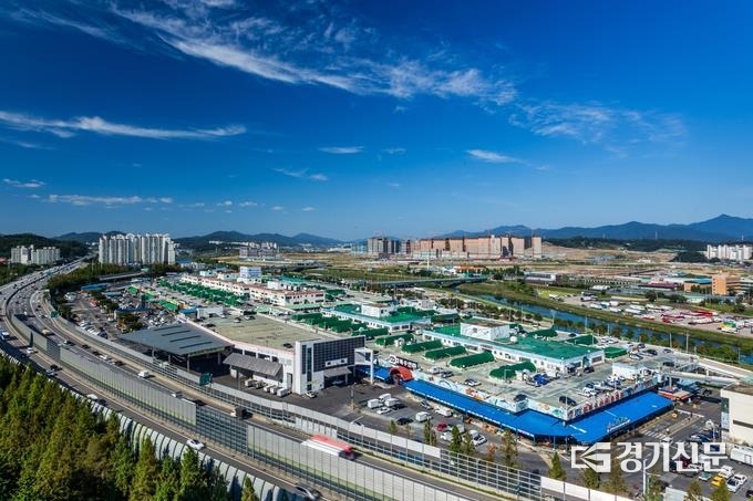 구리농수산물도매시장은 192개 수산동 점포에서 당일 구매한 수산물과 젓갈류 등을 구입할 경우 구매금액의 최대 30%까지 횐급해주는 행사를 22일~25일까지 나흘간 진행한다. (사진=구리시 제공)