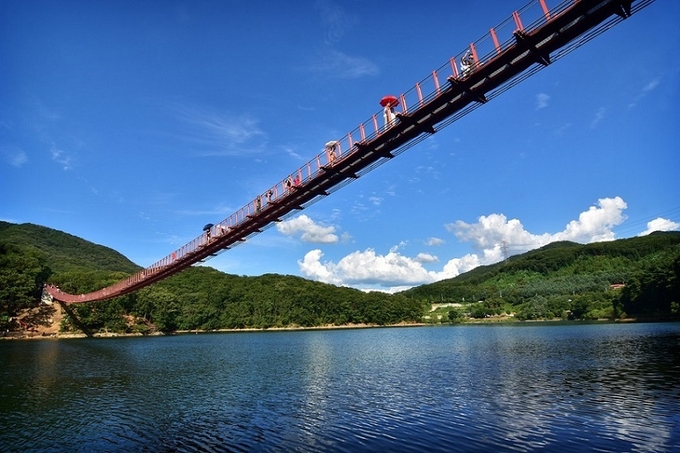 마장호수 출렁다리 전경. (사진=파주시 제공)