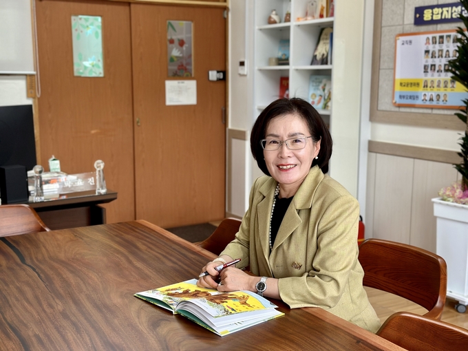  박효진 방일초등학교 교장. (사진=방일초등학교 제공)