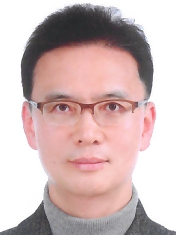 유원종 도서관사업소장