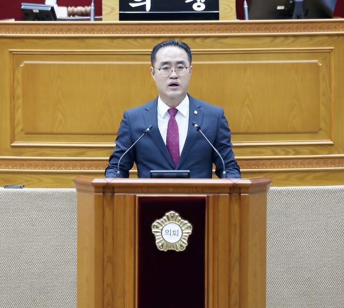 강익수 안양시의원.(사진=안양시의회 제공)