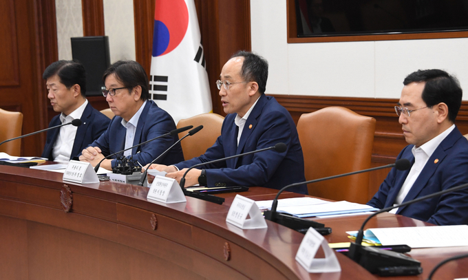 추경호 경제부총리 겸 기획재정부 장관이 20일 오후 서울 종로구 정부서울청사에서 열린 '제12차 소재.부품.장비 경쟁력강화위원회'를 주재, 모두발언을 하고 있다. (사진=기획재정부 제공)