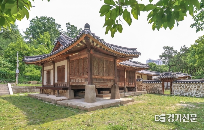 남양주시는 그동안 예약제로 운영했던 국가민속문화재인 '남양주 궁집'을 다음달부터 이밋개장해 연말까지 시범운영한다. (사진=남양주시 제공)