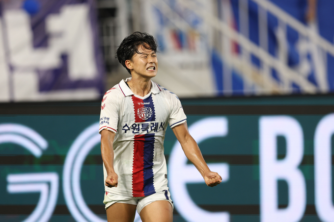 프로축구 K리그1 수원FC의 이승우가 하나원큐 K리그1 2023 25라운드 최우수선수(MVP)에 선정됐다. (사진=한국프로축구연맹 제공)