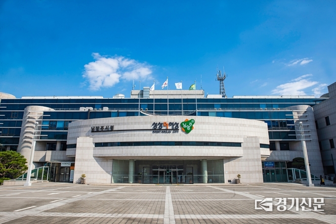 남양주시는 교량 사고 등 안전사고 예방을 위해 올해 말까지 관내 교량·터널·지하차도 등 도로구조물 283곳에 대해 안전 진단·점검을 실시한다. (사진=남양주시 제공)