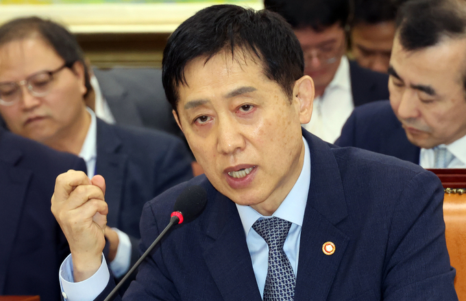 김주현 금융위원장이 국정감사에서 발언하고 있다. (사진=연합뉴스 제공)