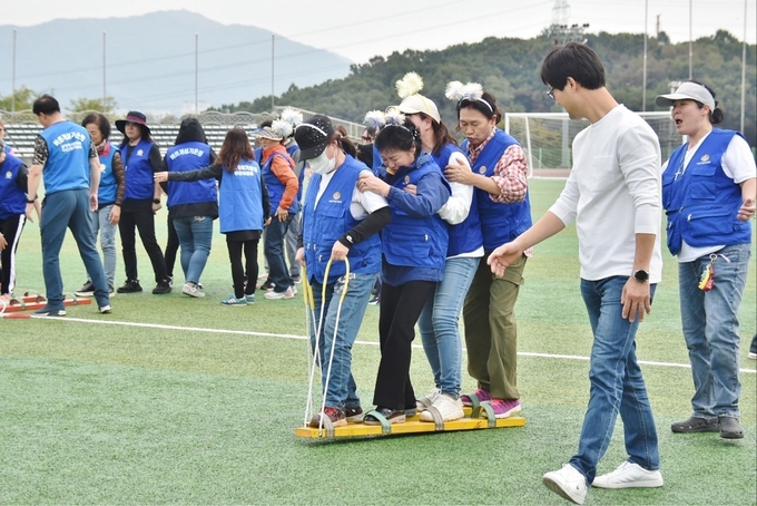 바르게살기운동 남양주시협의회가 지난 13일 남양주체육문화센터 메인 스타디움에서 ‘바르게살기운동 한마음 수련대회'를 개최했다.(사진=남양주시 제공)