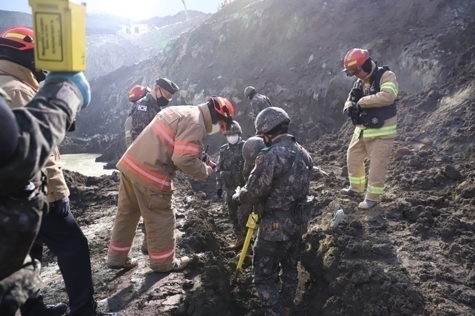  양주 삼표산업 채석장 붕괴 현장. (사진=경기도소방재난본부 제공)