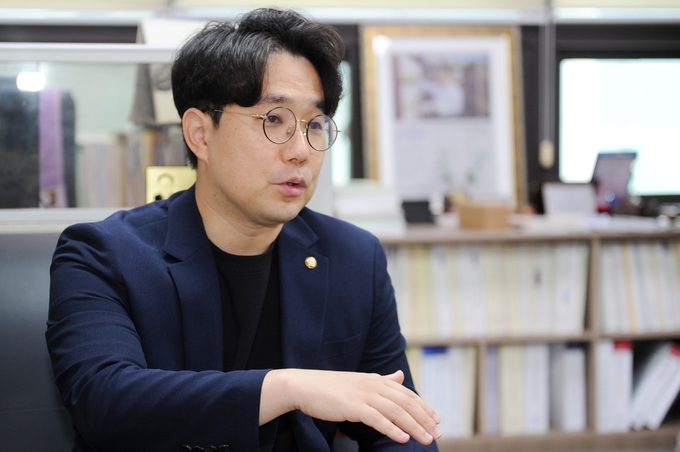 최원용 수원시의원. (사진=수원시의회 제공)