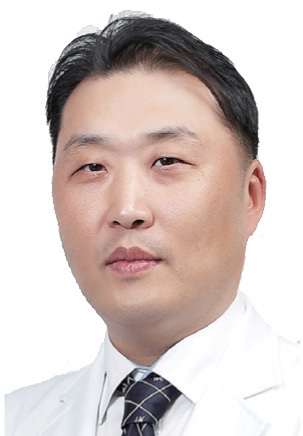 윤성환 이춘택병원 병원장