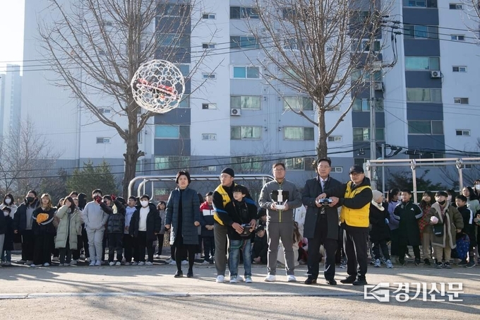 양주 덕산초등학교 드론 체험수업 모습 (사진=이호민 기자)