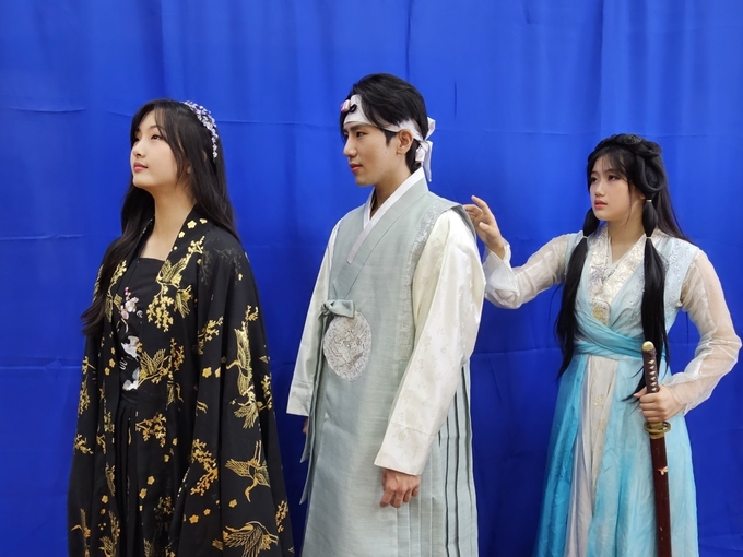 경기틴즈뮤지컬 오산, 오산의 설화를 배경으로 만든 창작 뮤지컬 ‘거믄슬이의 전설’ 공연 주인공 장면. (사진=경기틴즈뮤지컬 오산 제공)