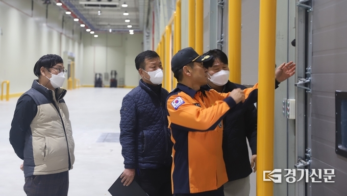 안성소방서 안성물류센터 현장 행정지도 모습. (사진=안성소방서)
