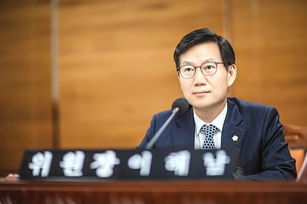 이해남 화성시의회 교육복위원회 직윈원장. (사진=화성시의회 제공)