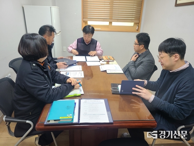 안성소방서 · 안성성모병원 응급의료기관 업무 협약 모습. (사진=안성소방서 제공)